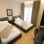Strora 酒店 Sarandë