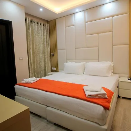 Strora Hotel 4*