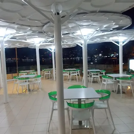 Strora Hotel 4*