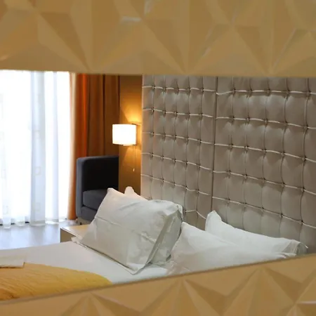 Strora 4* Sarandë
