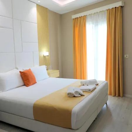 Strora 酒店 Sarandë