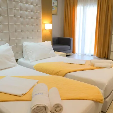 Strora 4* Sarandë