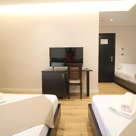 Strora Hotel