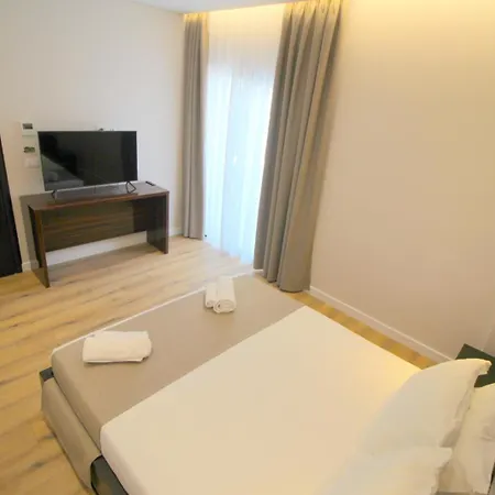 Strora Hotel