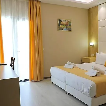 Strora Отель 4*