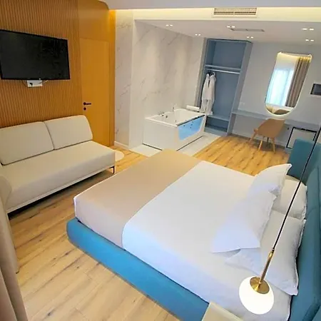 Hotel Strora