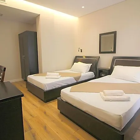 Hotel Strora 4*