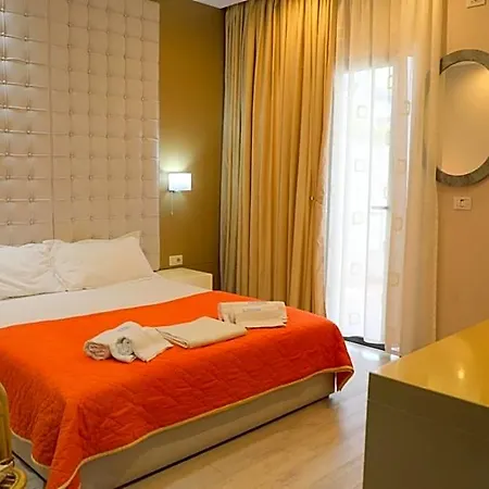 Hotel Strora