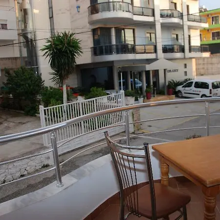 Strora 4* Sarandë